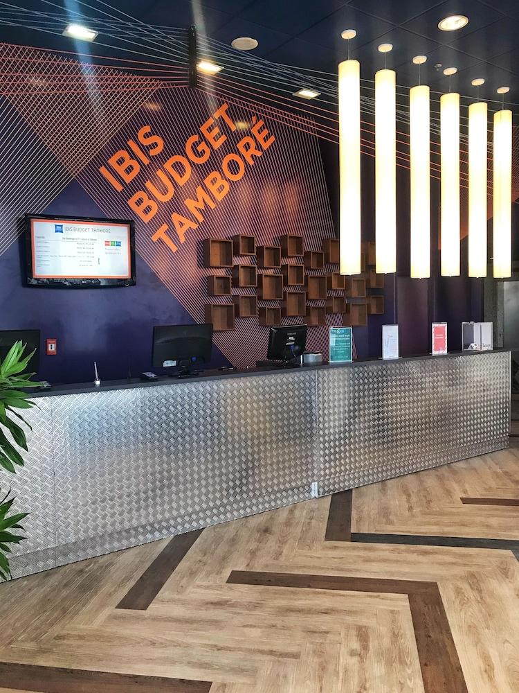 Ibis Tambore Barueri Bagian luar foto